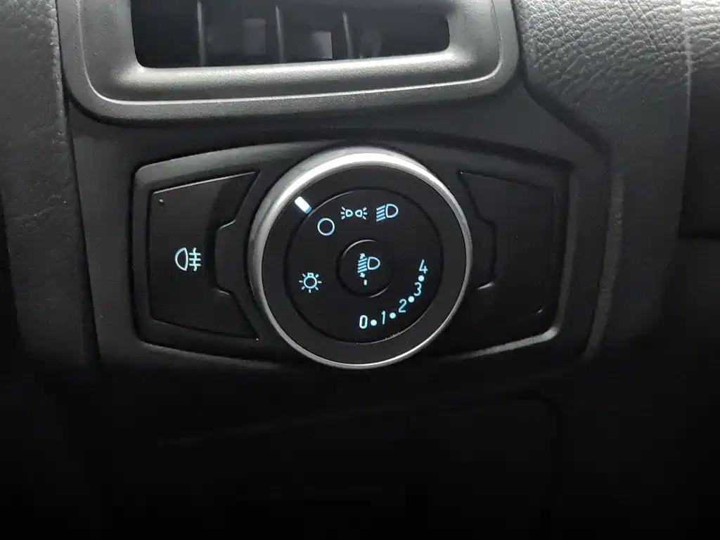 Ford Focus — миниатюра 21
