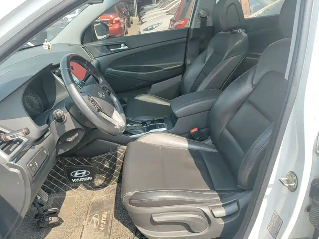 Hyundai Tucson — миниатюра 15