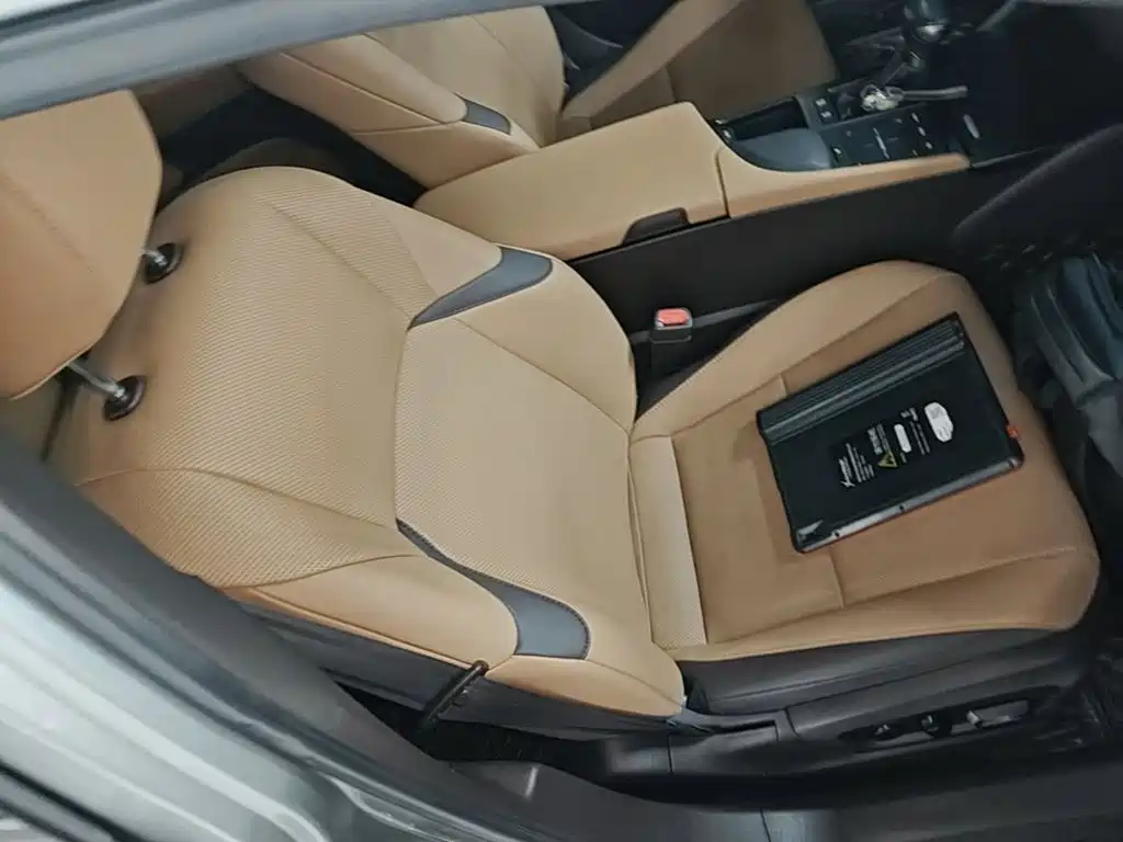 Lexus ES — миниатюра 25