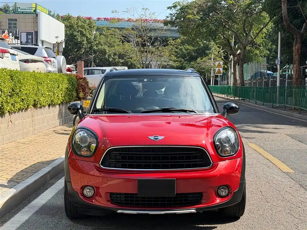 MINI COUNTRYMAN