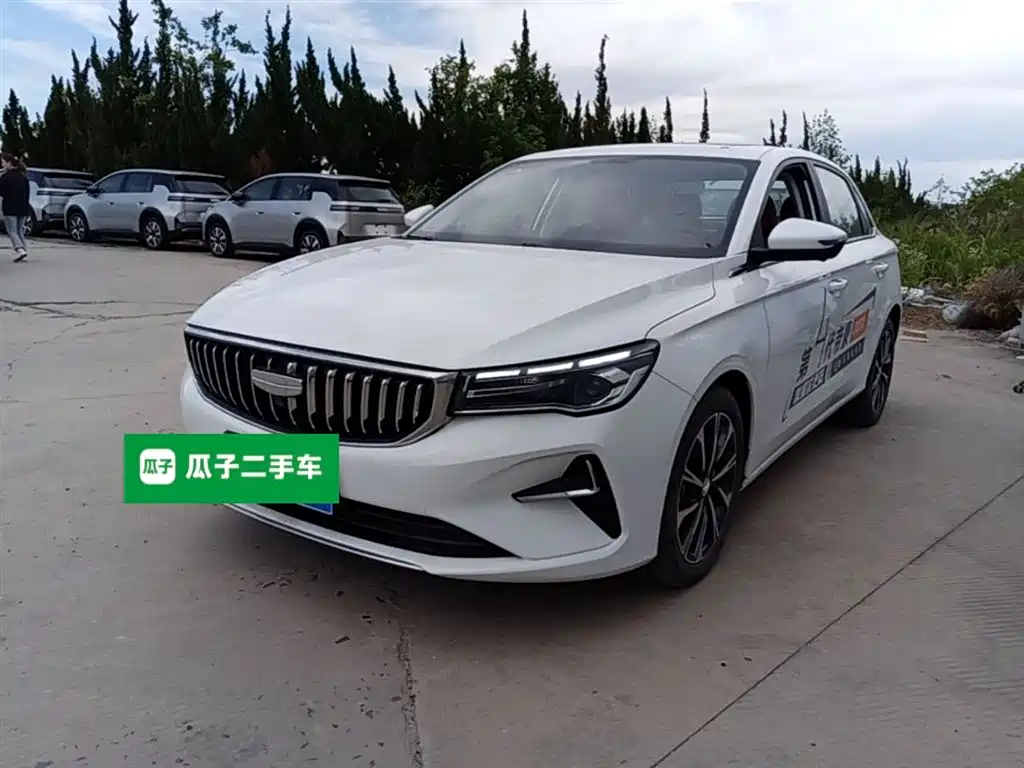 Geely Emgrand 2024
