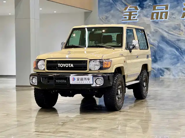 Toyota Land Cruiser LC71
