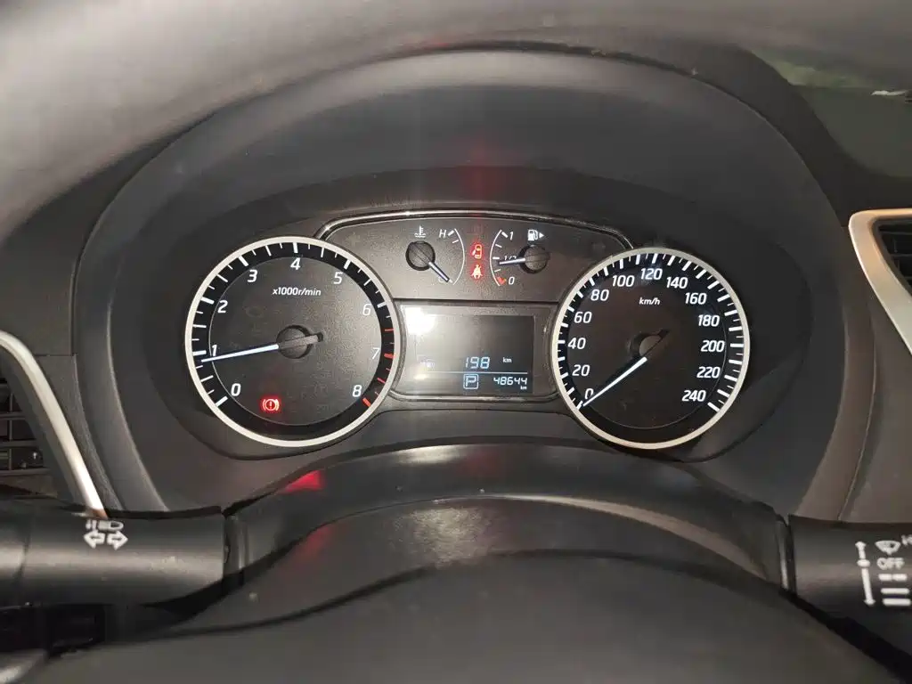 Nissan Sylphy — миниатюра 12