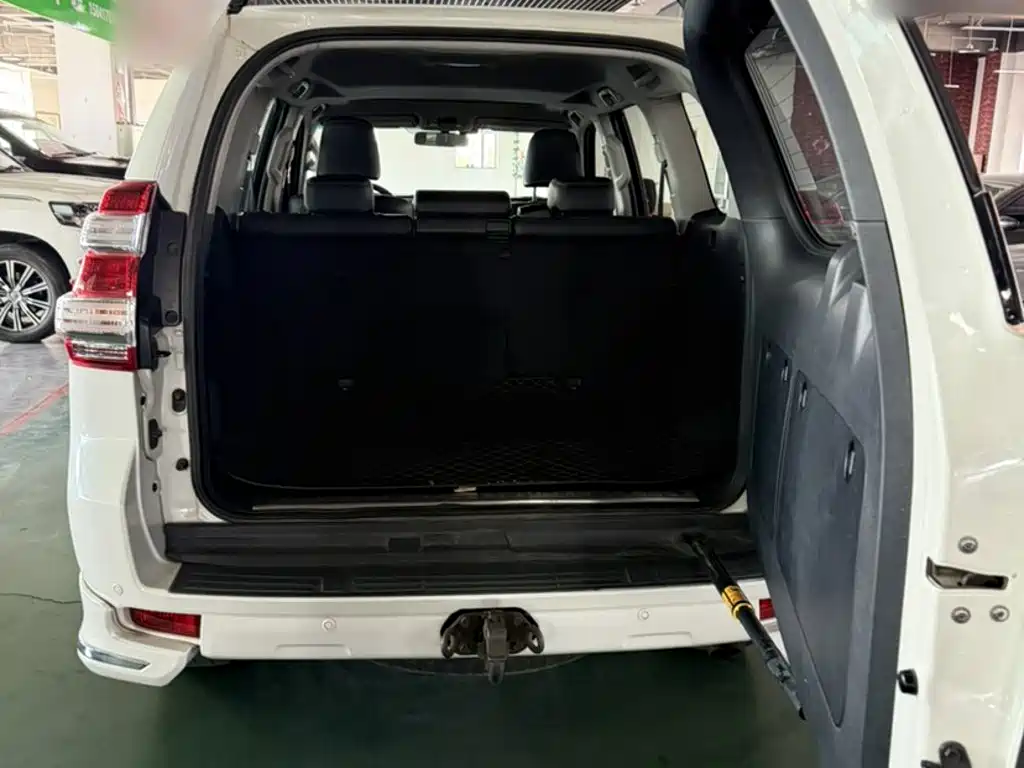 Toyota Prado — миниатюра 7