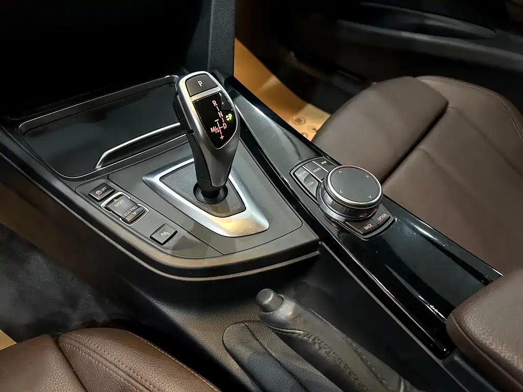 BMW 3 Series — миниатюра 20