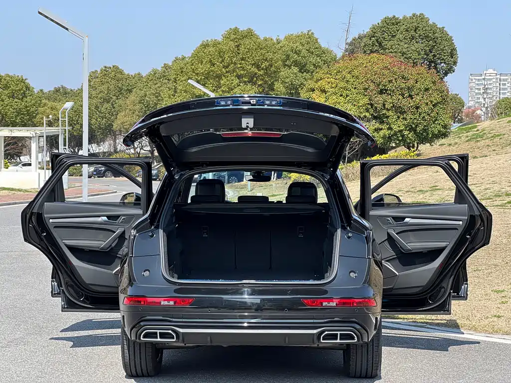 Audi Q5L 2024 40 TFSI Luxury
