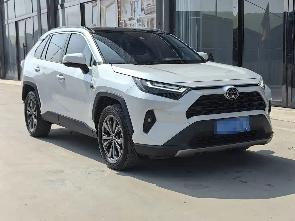Toyota RAV4 — миниатюра 3