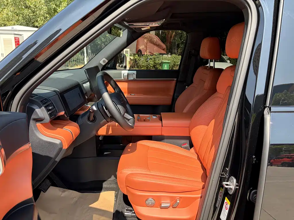 Fangchengbao Leopard 7 7 2025 190KM Ultra
