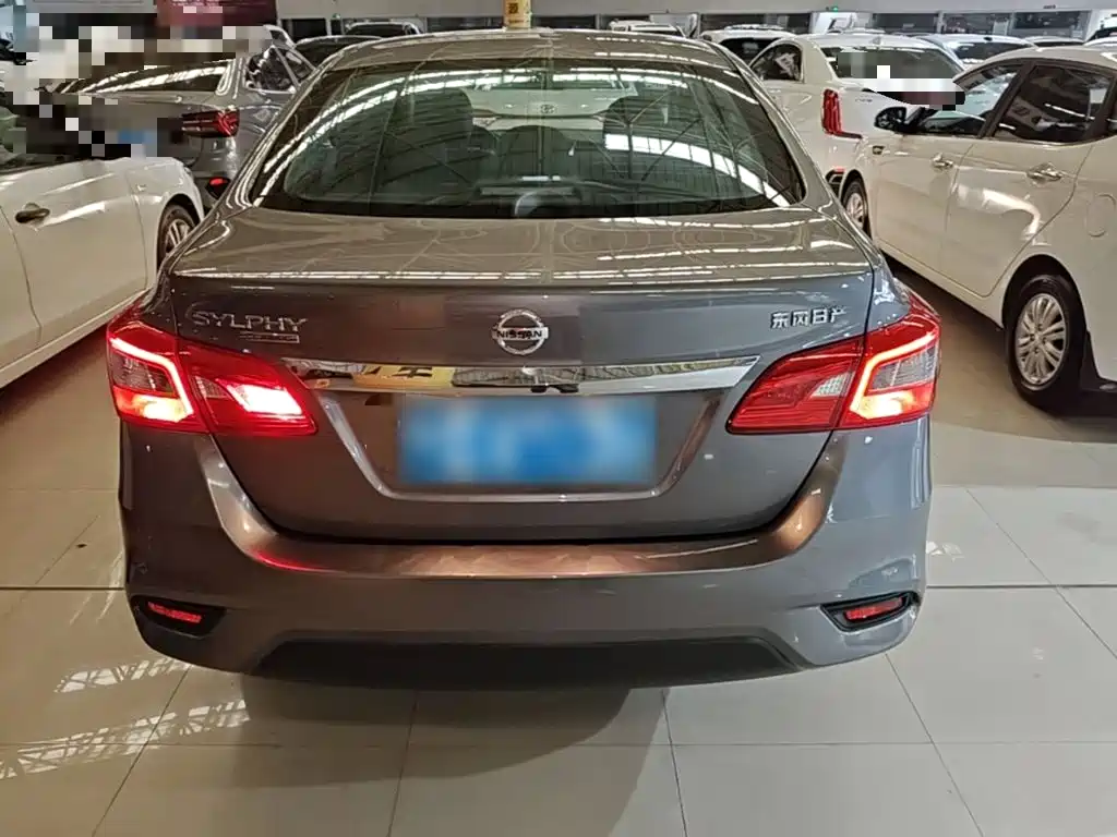 Nissan Sylphy — миниатюра 6