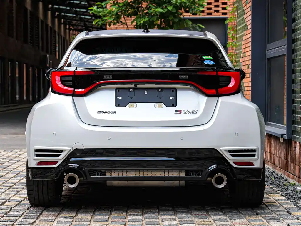 Toyota GR YARIS 2025 GR
