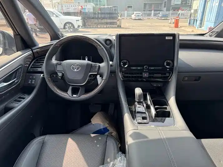 Toyota Alphard 2026 2.5L AT