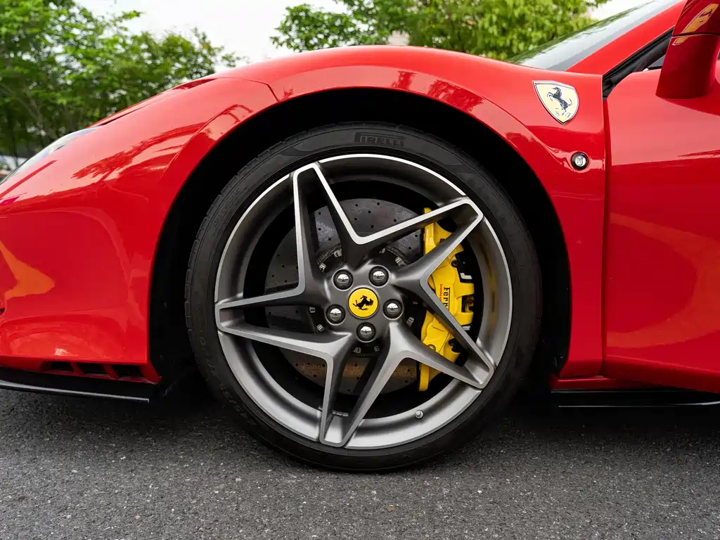 Ferrari F8 — миниатюра 13