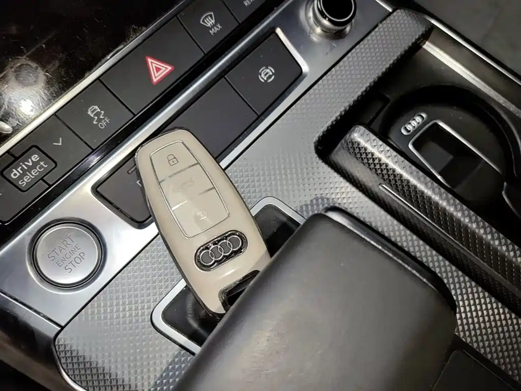 Audi A6L — миниатюра 9