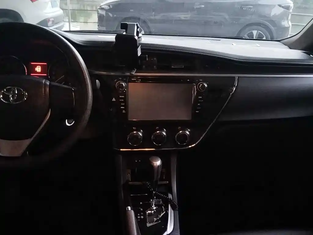 Toyota Corolla — миниатюра 3