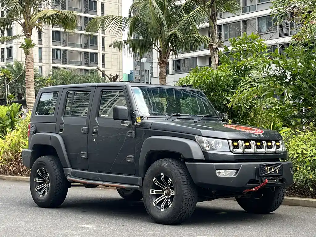 BAIC BJ40 2016 40L 2.3T AT Premium