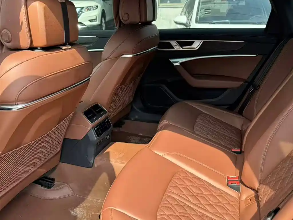 Audi A6L 2025 45 TFSI quattro