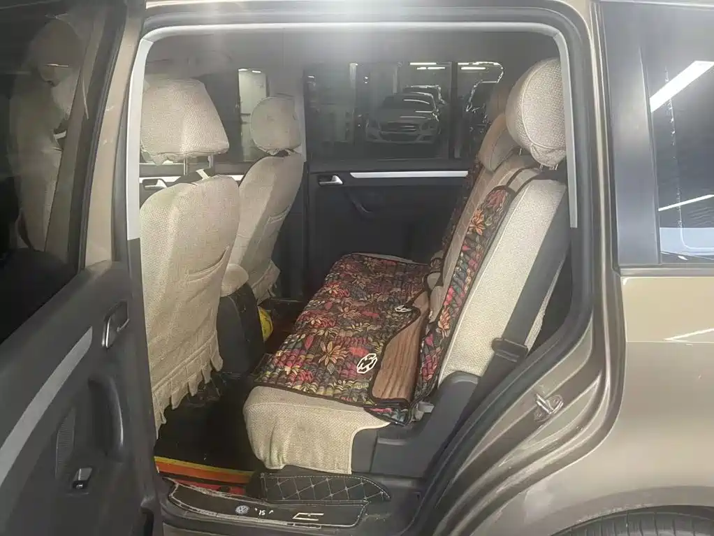 Volkswagen Touran — миниатюра 7