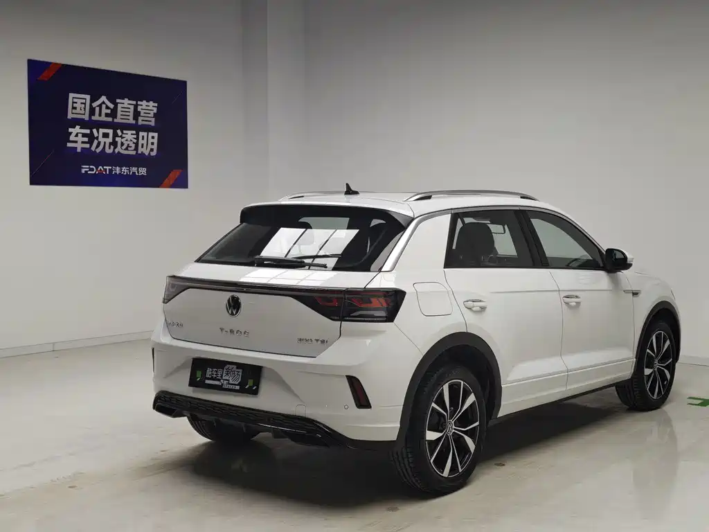 Volkswagen T-Roc — миниатюра 4