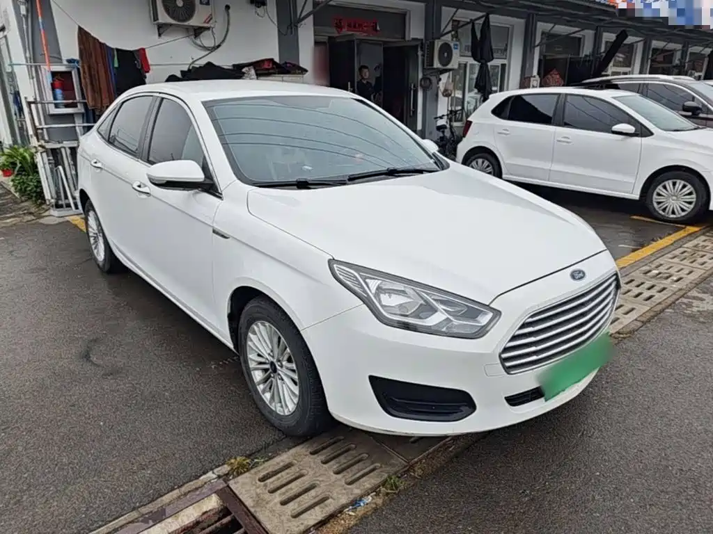 Ford Escort — миниатюра 4