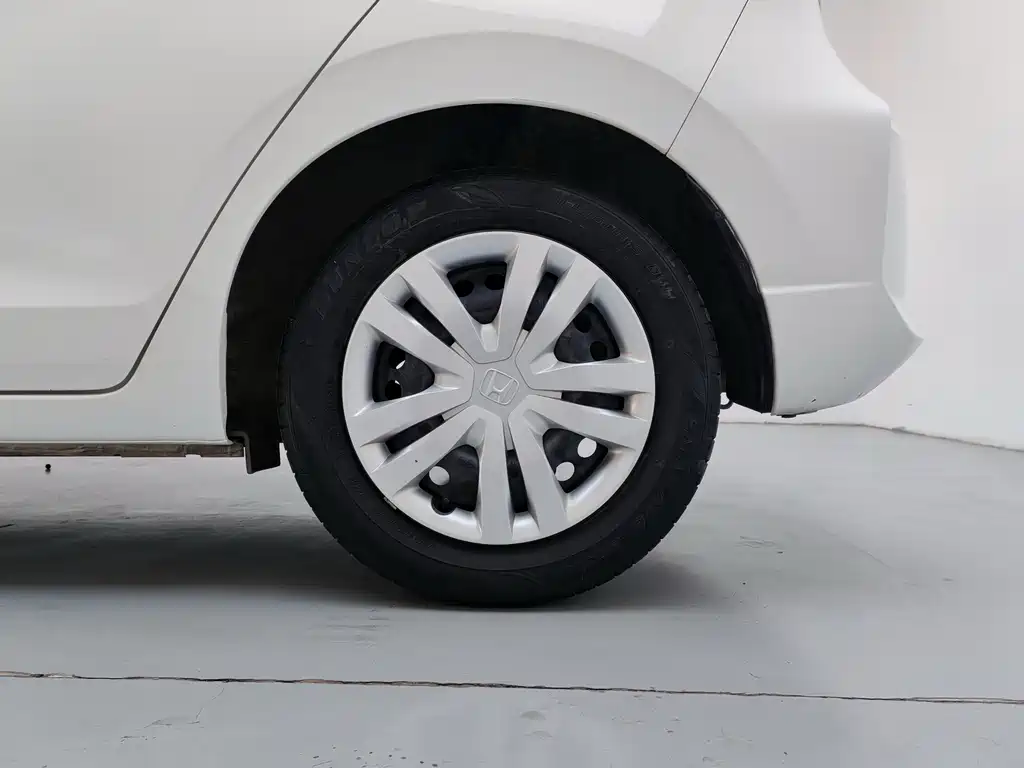 Honda Fit — миниатюра 10