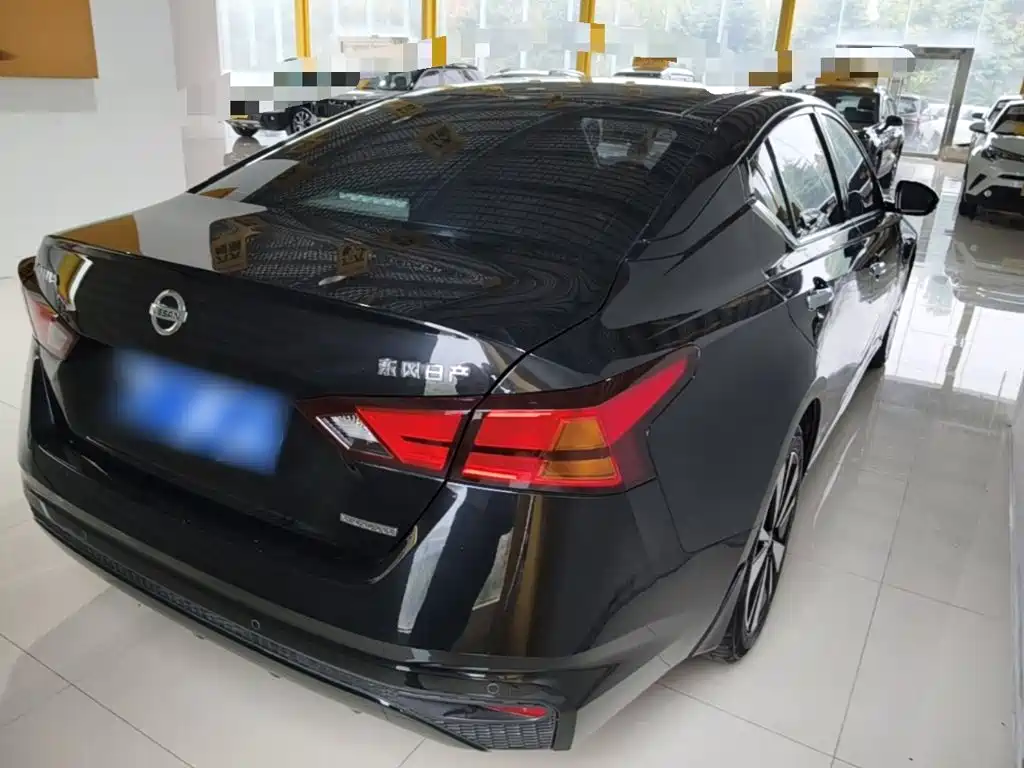 Nissan Teana — миниатюра 7