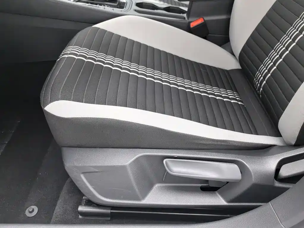 Volkswagen Bora — миниатюра 20