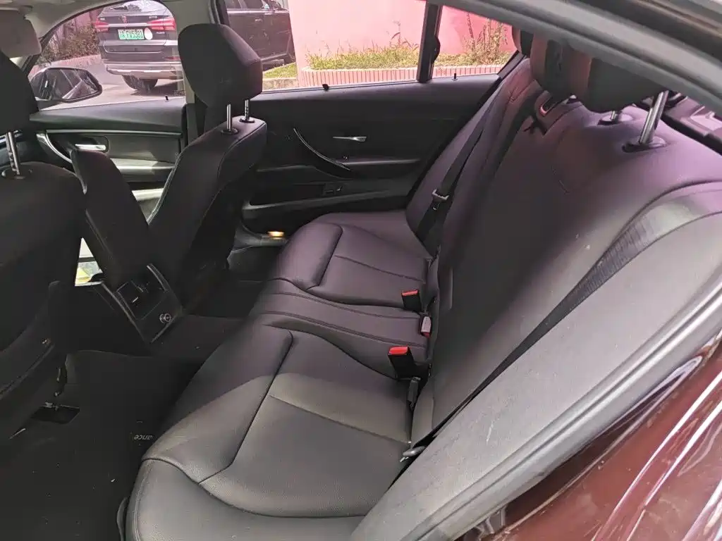 BMW 3 Series — миниатюра 14