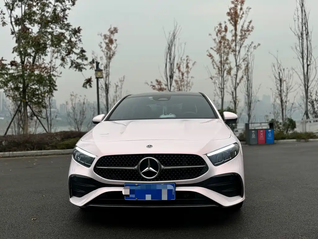 MERCEDES-BENZ A CLASS