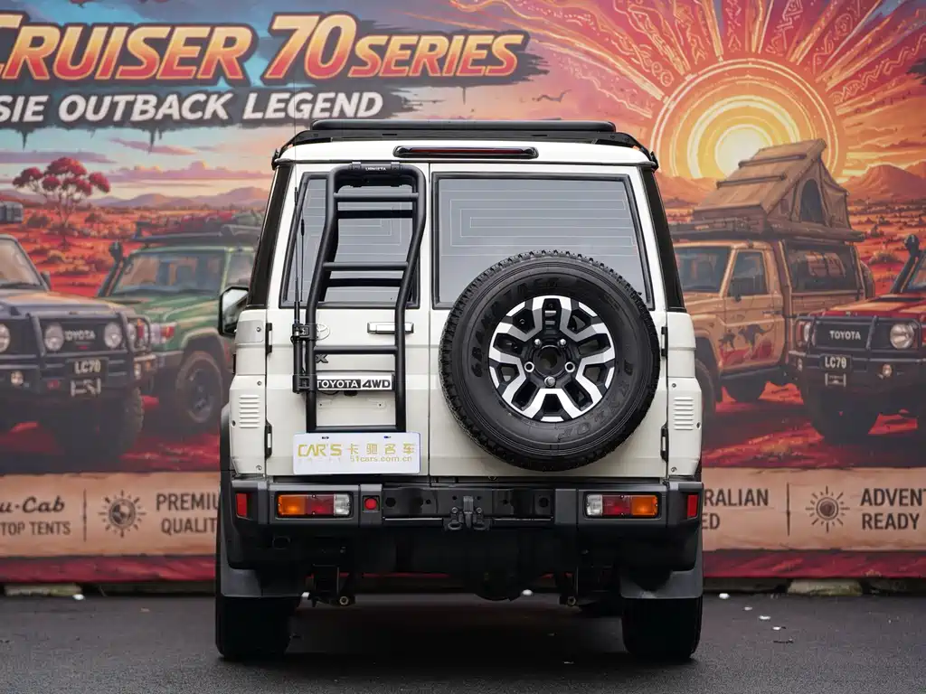 Toyota Land Cruiser LC76 2024 2.8T