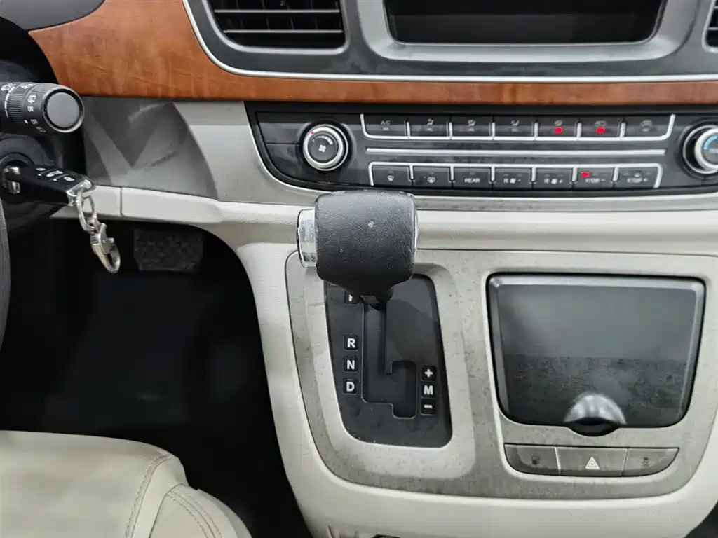 SAIC MAXUS CHASE G10