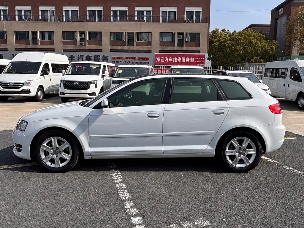 Audi A3 (Import) — миниатюра 8