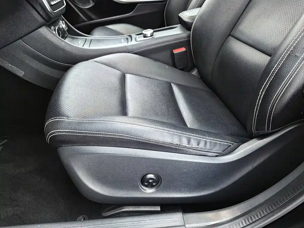 Mercedes-Benz GLA — миниатюра 20