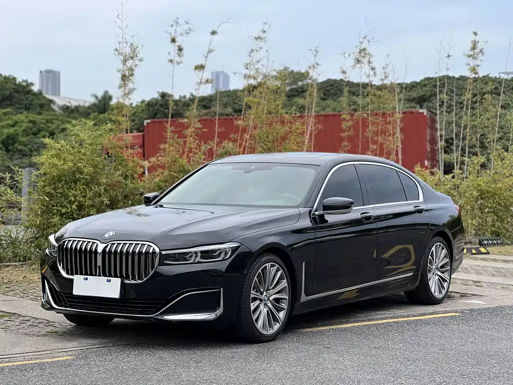 BMW 7 Series 2021