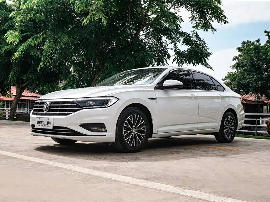 Volkswagen Sagitar 2020