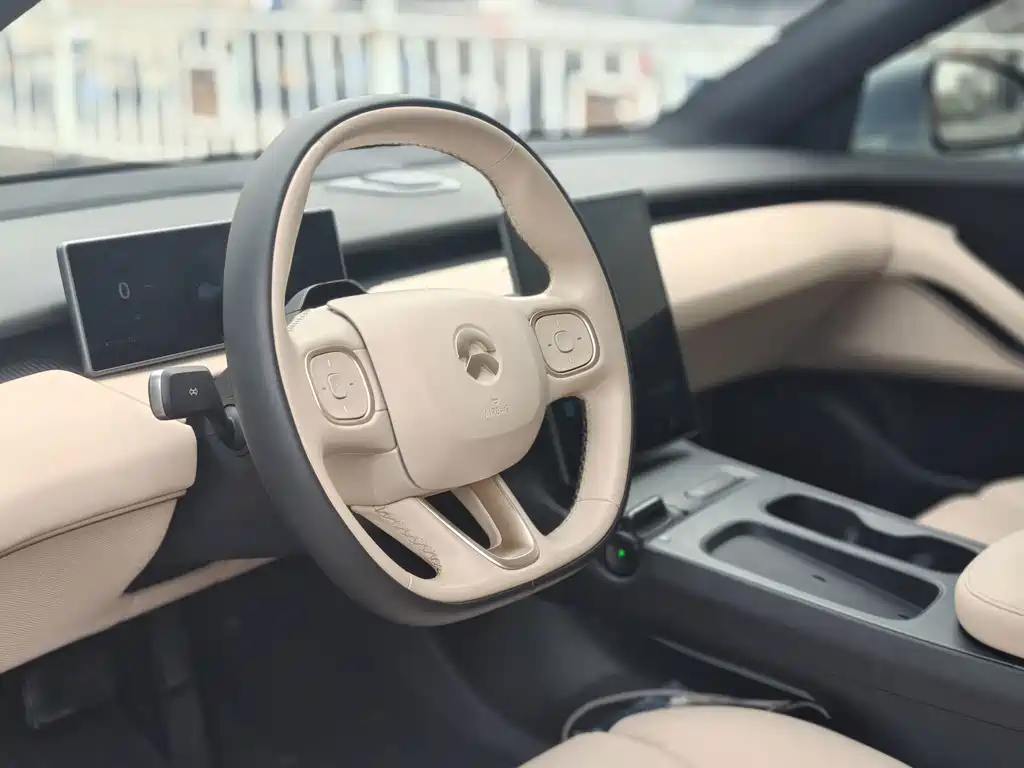 NIO ET5T — миниатюра 4