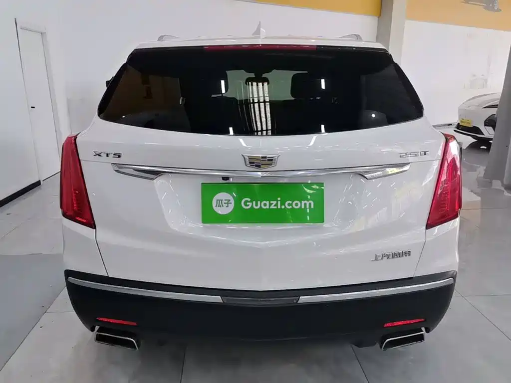 Cadillac XT5 — миниатюра 6