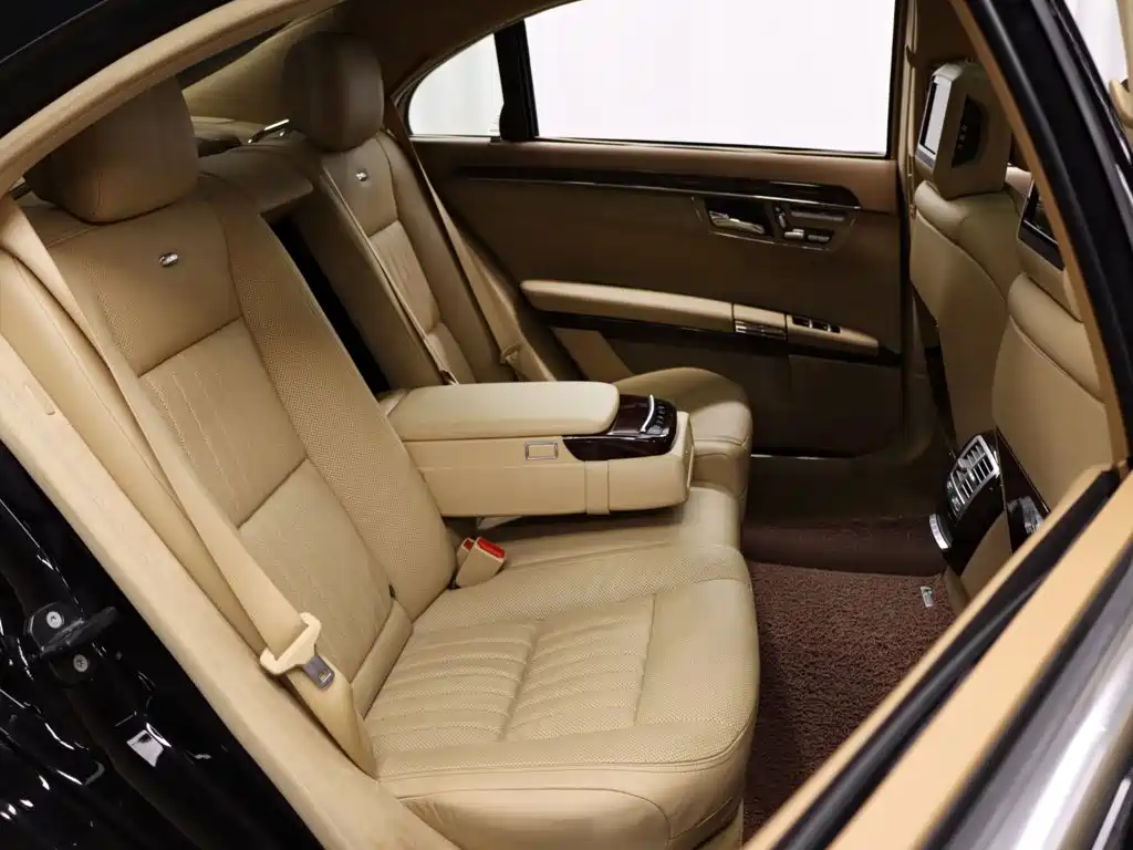 Mercedes-Benz S-Class — миниатюра 27