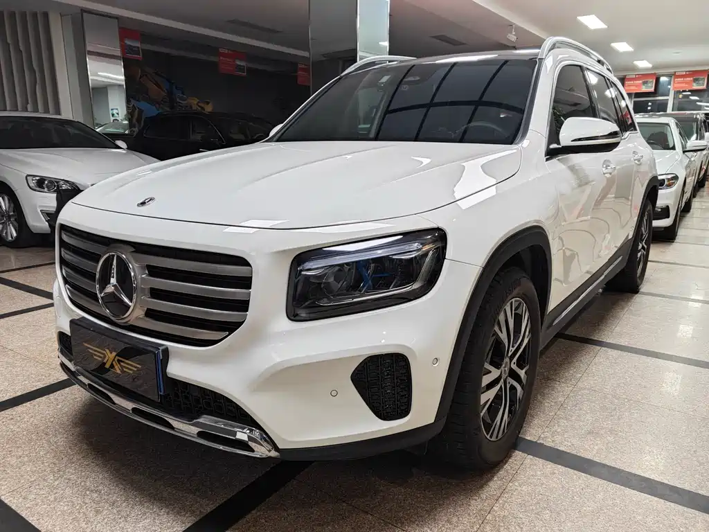 Mercedes-Benz GLB 2024