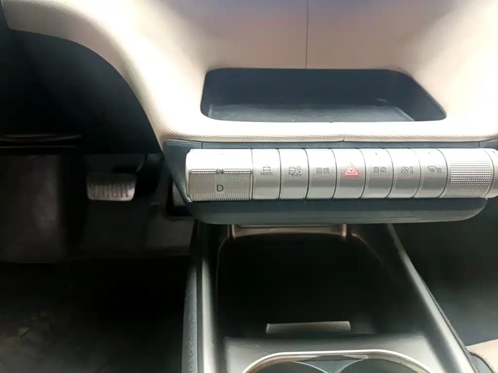 BYD Dolphin — миниатюра 14