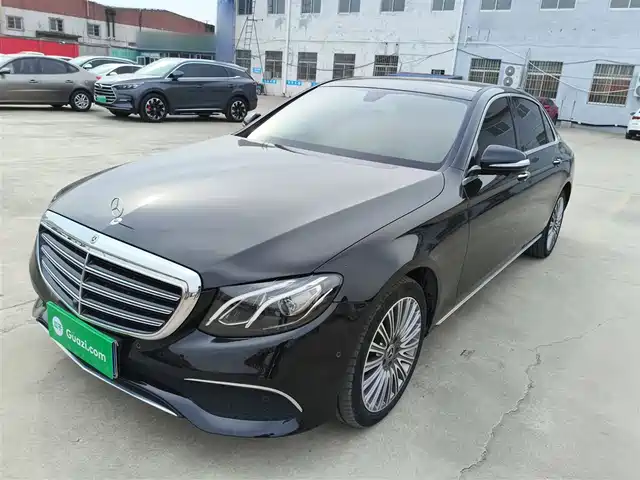 MERCEDES BENZ E CLASS