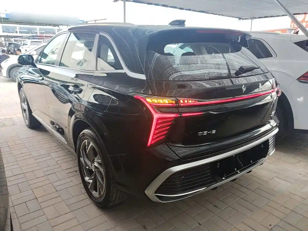 Hongqi HS3 PHEV 2025 125km 200