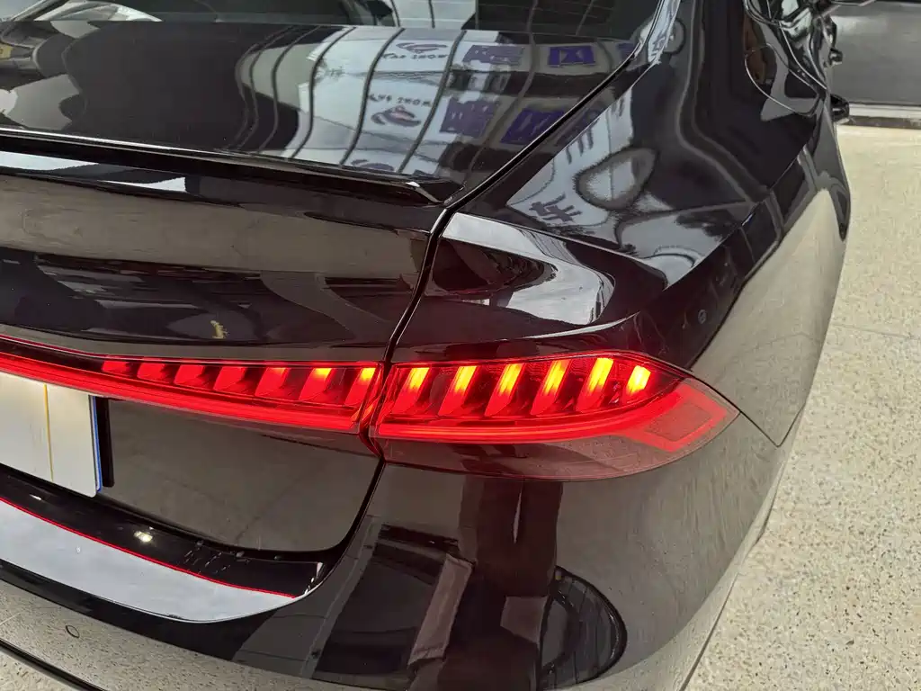 Audi A7L — миниатюра 35
