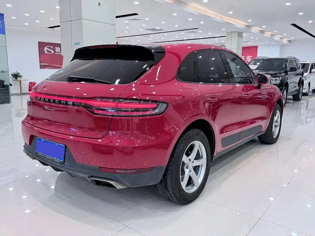 Porsche Macan — миниатюра 14