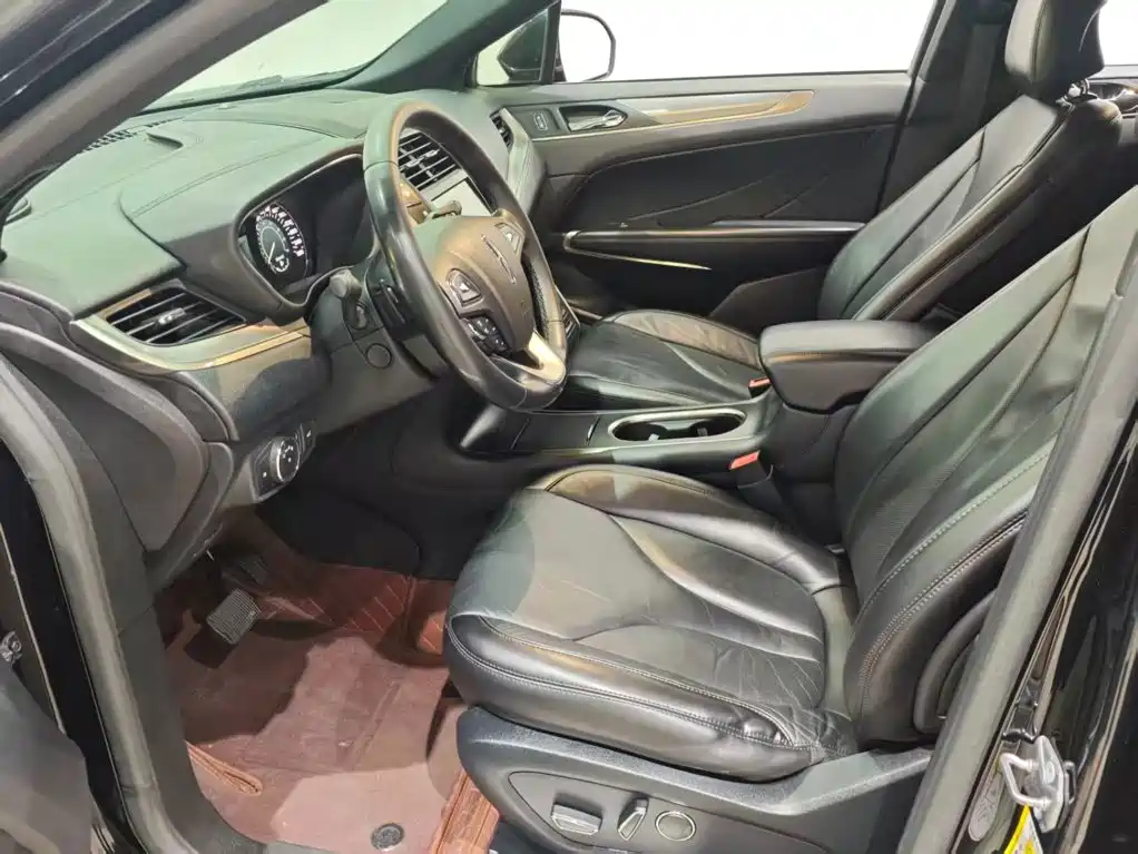Lincoln MKC 2.0T 2WD Premium Edition, фото 10
