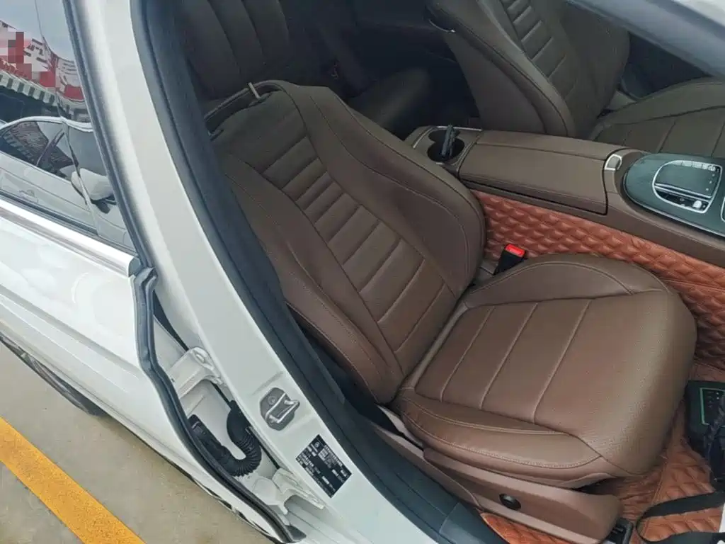Mercedes-Benz E-Class — миниатюра 25