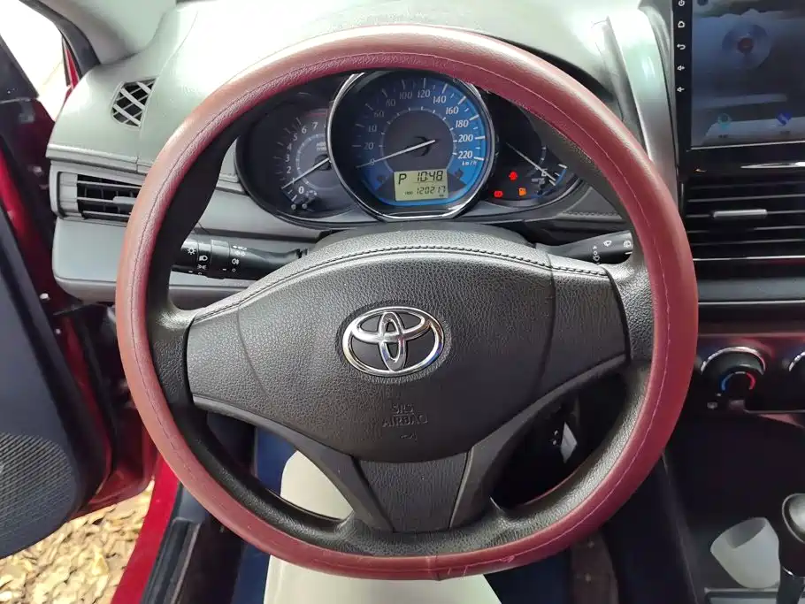 Toyota Yaris L — миниатюра 15