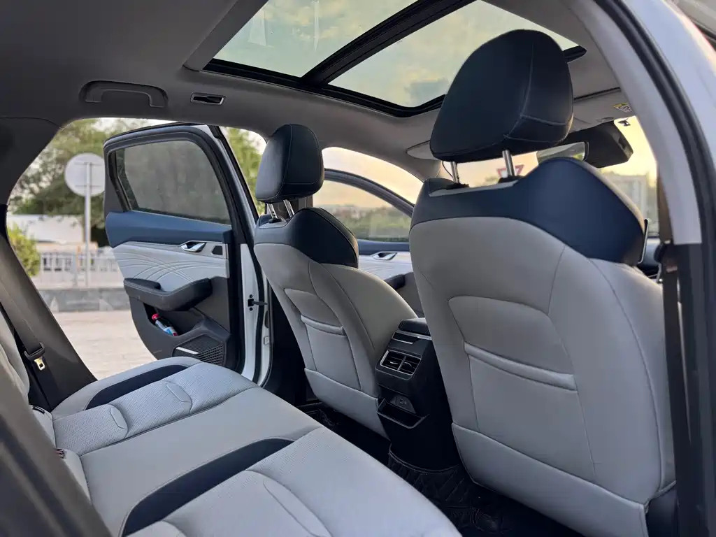 Geely Xingrui — миниатюра 15