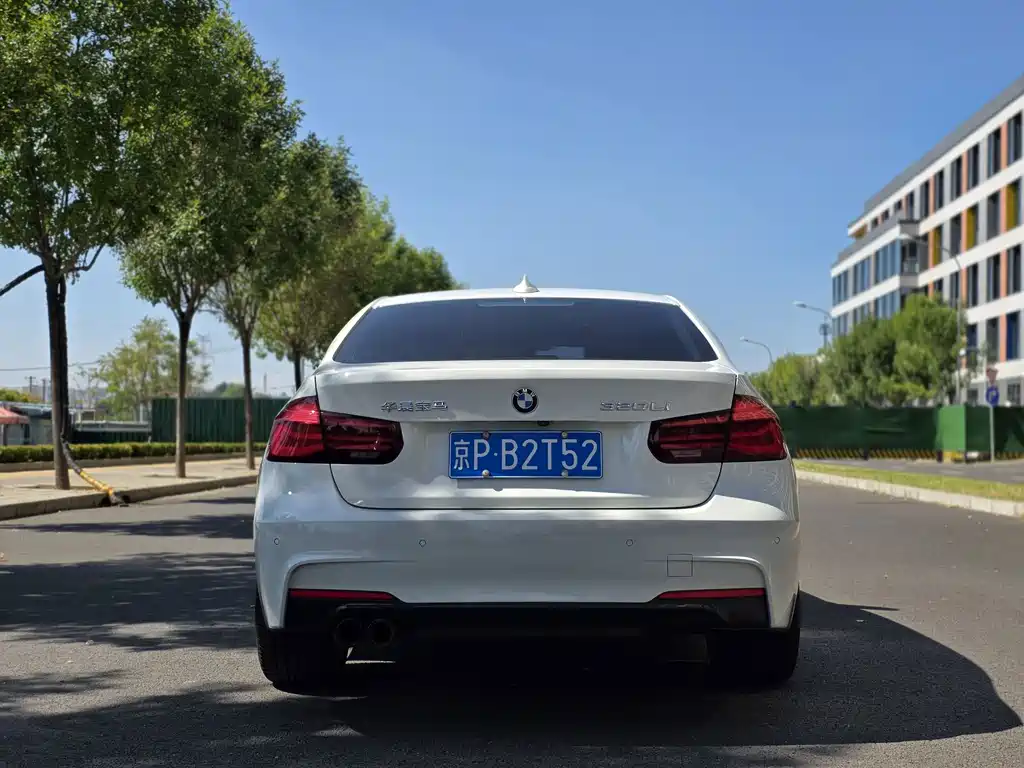 BMW 3 Series — миниатюра 26