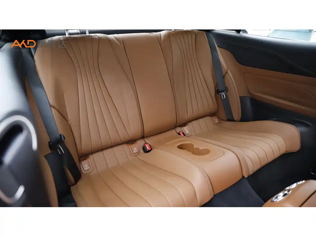 Mercedes-Benz E-Class (Import) — миниатюра 8