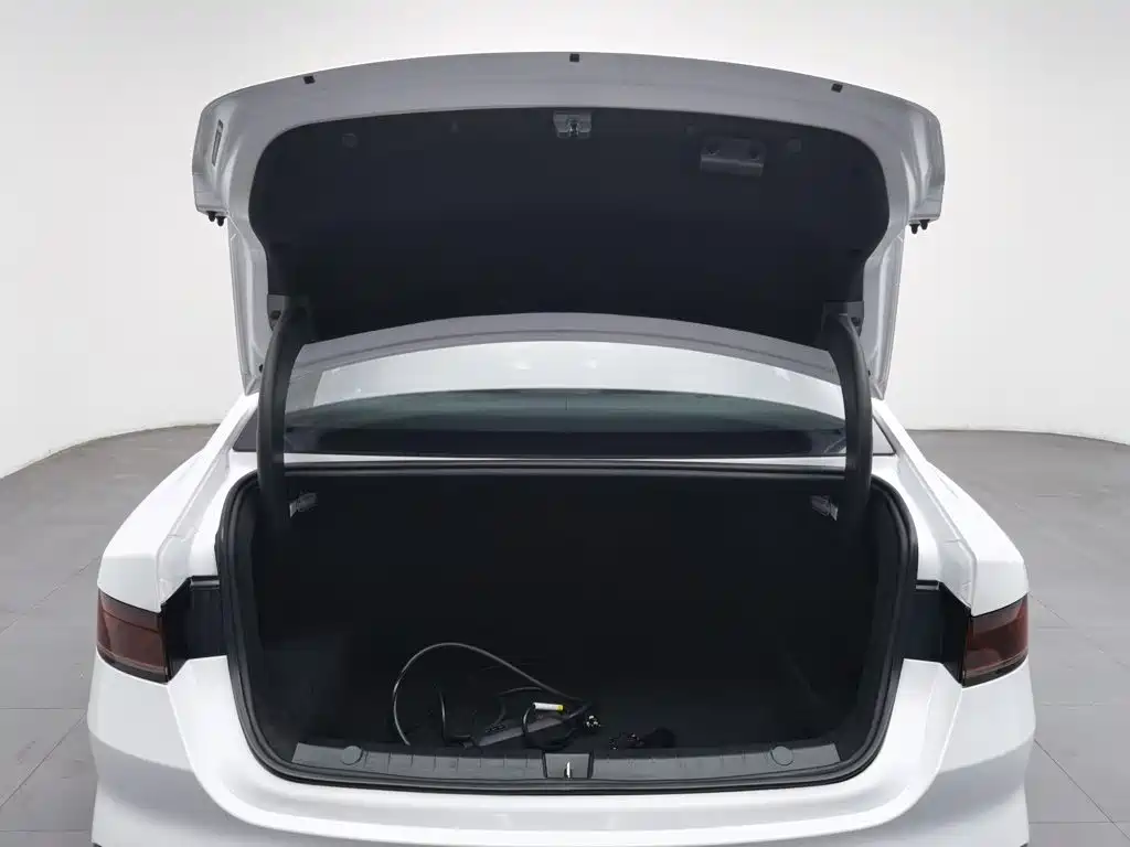 BYD Qin PLUS — миниатюра 16